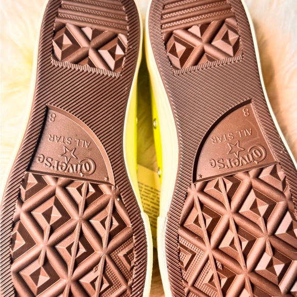 Comme des Garçons PLAY Unisex Play Converse Low-Top Sneakers Lime Green - M8/W10 - Picture 4 of 4